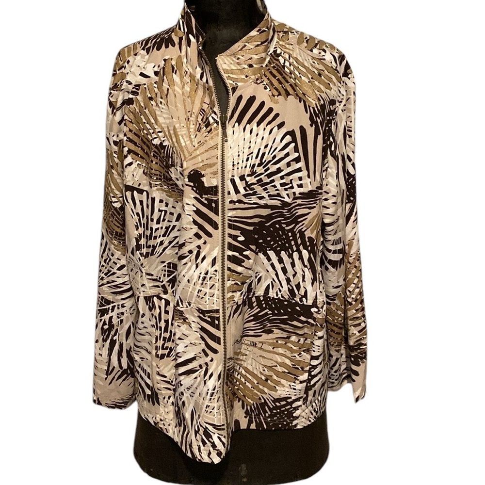 NWOT Chico’s Lightweight Palm Frond Zip Up Jacket with Pockets & Gold Detail